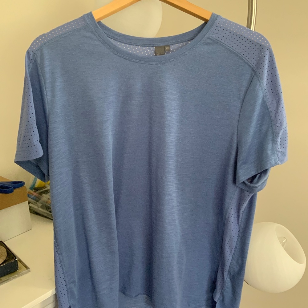 Sweaty Betty t shirt. New no tags